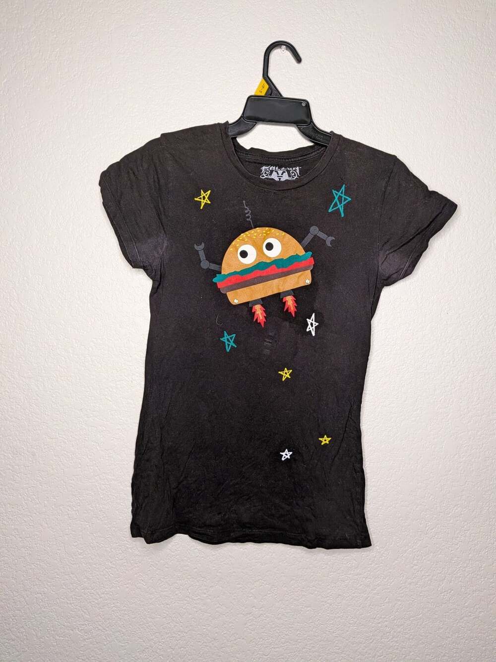 Fifth Sun Flying Burger Graphic T-Shirt Size L Black
